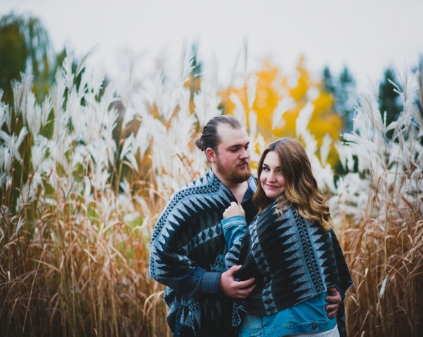 mariage-portrait-couple-fiancailles-parc-nature-laval