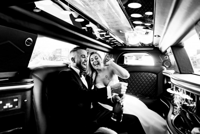 mariage-couple-limousine-riviera-montreal